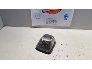 Gebruikte Knipperlicht links Mercedes G (463) G 350 d V6 24V Prijs € 25,00 Margeregeling aangeboden door Baris Schiedam