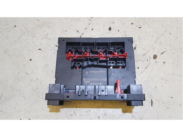 Gebruikte Computer Body Control Volkswagen Golf V (1K1) 1.4 16V Prijs € 40,00 Margeregeling aangeboden door Baris Schiedam