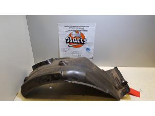 Gebruikte Modderkuip BMW 3-Serie Prijs € 15,00 Margeregeling aangeboden door Baris Schiedam