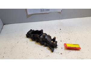 Gebruikte Inlaatspruitstuk Audi A4 (B7) 3.0 TDI V6 24V Quattro Prijs € 15,00 Margeregeling aangeboden door Baris Schiedam