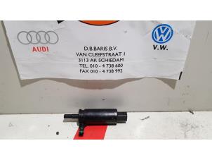 Gebruikte Koplampsproeier pomp Volkswagen Sharan Prijs € 15,00 Margeregeling aangeboden door Baris Schiedam