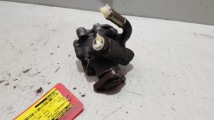 Gebruikte Stuurpomp Volkswagen Passat Variant (3B6) Prijs € 30,00 Margeregeling aangeboden door Baris Schiedam