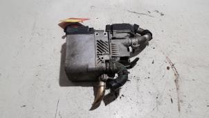 Gebruikte Standkachel Volkswagen Touareg (7LA/7L6) 5.0 TDI V10 Prijs € 50,00 Margeregeling aangeboden door Baris Schiedam