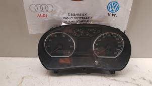 Gebruikte Instrumentenpaneel Volkswagen Polo IV (9N1/2/3) 1.2 Prijs € 60,00 Margeregeling aangeboden door Baris Schiedam