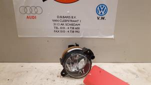 Gebruikte Mistlamp links-voor Volkswagen Transporter T5 1.9 TDi Prijs € 10,00 Margeregeling aangeboden door Baris Schiedam
