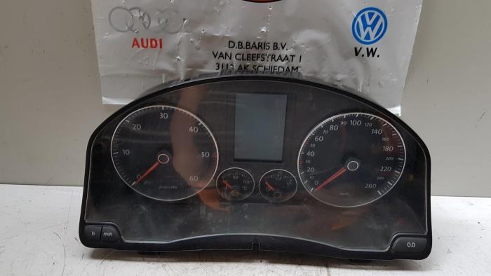 Instrumentenpaneel van een Volkswagen Golf V (1K1) 1.9 TDI 2007