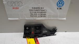 Gebruikte Bumpersteun rechts-achter Volkswagen T-Cross 1.0 TSI 115 12V Prijs € 5,00 Margeregeling aangeboden door Baris Schiedam