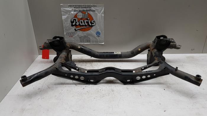 Gebruikte Subframe Volkswagen Golf VII (AUA) 1.4 TSI 16V Prijs € 60,00 Margeregeling aangeboden door Baris Schiedam