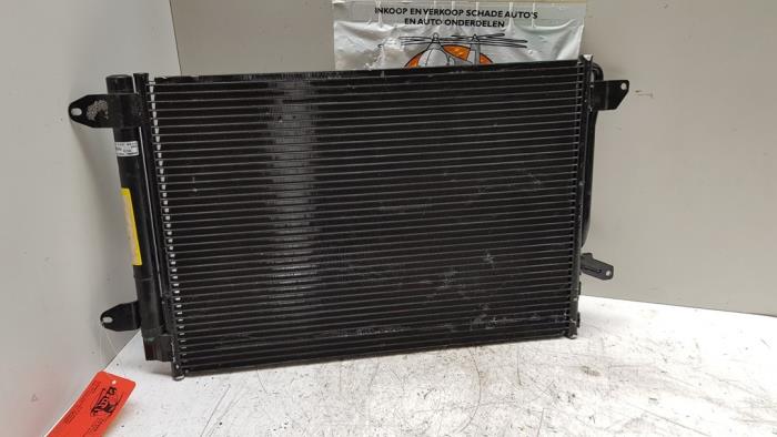 Gebruikte Airco Condensor Volkswagen Jetta IV (162/16A) 2.0 TDI 16V Prijs € 15,00 Margeregeling aangeboden door Baris Schiedam