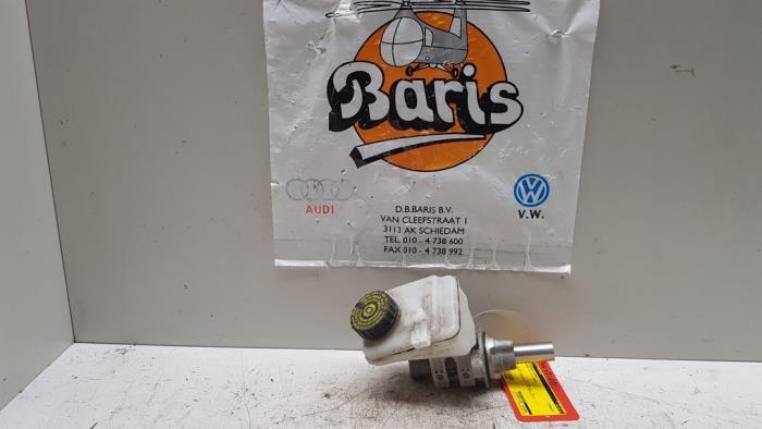 Gebruikte Hoofdremcilinder Citroen C1 1.0 12V Prijs € 15,00 Margeregeling aangeboden door Baris Schiedam