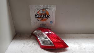 Gebruikte Achterlicht links Suzuki Swift (ZA/ZC/ZD) 1.2 16_ Prijs € 80,00 Margeregeling aangeboden door Baris Schiedam