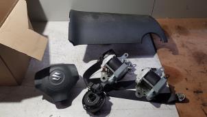Gebruikte Airbag set Suzuki SX4 (EY/GY) 1.6 16V 4x2 Prijs € 275,00 Margeregeling aangeboden door Baris Schiedam