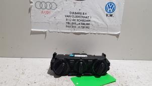 Gebruikte Kachel Bedieningspaneel Volkswagen Up! (121) 1.0 12V 60 Prijs € 25,00 Margeregeling aangeboden door Baris Schiedam