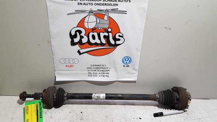 Aandrijfas rechts-achter van een Volkswagen Golf VII (AUA) 2.0 R 4Motion 16V 2014