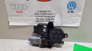 Gebruikte Portierruitmotor Volkswagen Polo VI (AW1) 1.0 TSI 12V Prijs € 30,00 Margeregeling aangeboden door Baris Schiedam