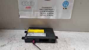 Gebruikte Bluetooth module Volkswagen Passat Variant (365) 2.0 TDI 16V 170 Prijs € 75,00 Margeregeling aangeboden door Baris Schiedam