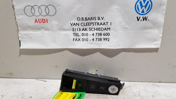 Gebruikte Handrem schakelaar Volkswagen Passat Variant (365) 2.0 TDI 16V 170 Prijs € 20,00 Margeregeling aangeboden door Baris Schiedam