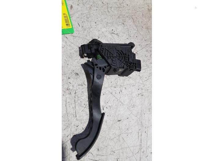 Gebruikte Sensor Gaspedaalpositie Volkswagen Polo VI (AW1) 1.0 TSI 12V Prijs € 15,00 Margeregeling aangeboden door Baris Schiedam