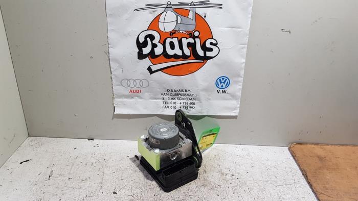 Gebruikte ABS Pomp Volkswagen Golf VIII (CD1) 1.0 eTSI 12V Prijs € 250,00 Margeregeling aangeboden door Baris Schiedam