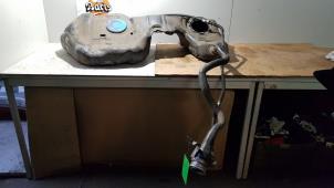 Gebruikte Brandstoftank BMW 4 serie (F32) 435d xDrive 3.0 24V Prijs € 100,00 Margeregeling aangeboden door Baris Schiedam