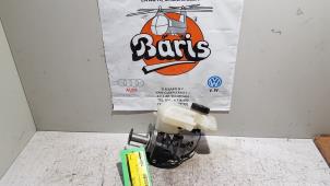 Gebruikte Hoofdremcilinder Volkswagen Polo VI (AW1) 1.0 TSI 12V Prijs € 10,00 Margeregeling aangeboden door Baris Schiedam