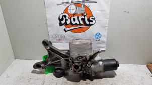 Gebruikte Oliefilterhuis Volkswagen Golf VII (AUA) 2.0 GTI 16V Prijs € 30,00 Margeregeling aangeboden door Baris Schiedam