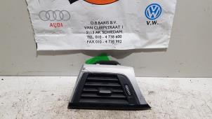 Gebruikte Luchtrooster Dashboard BMW 4 serie (F32) 435d xDrive 3.0 24V Prijs € 15,00 Margeregeling aangeboden door Baris Schiedam