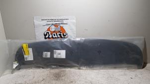 Gebruikte Diffuser achterbumper Renault Zoé (AG) R90 Prijs € 50,00 Margeregeling aangeboden door Baris Schiedam