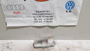 Gebruikte GPS Antenne BMW 4 serie (F32) 435d xDrive 3.0 24V Prijs € 30,00 Margeregeling aangeboden door Baris Schiedam