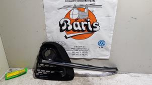 Gebruikte Afdekplaat mistlamp links Kia Xceed 1.0 T-GDi 12V Prijs € 70,00 Margeregeling aangeboden door Baris Schiedam