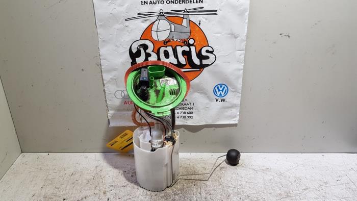 Gebruikte Benzinepomp Volkswagen Golf VII (AUA) 1.4 GTE 16V Prijs € 25,00 Margeregeling aangeboden door Baris Schiedam