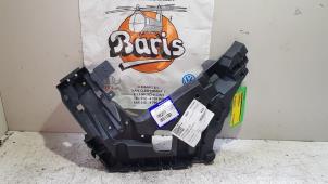 Gebruikte Bumpersteun links-achter Volvo XC40 (XZ) 1.5 T3 12V Prijs € 15,00 Margeregeling aangeboden door Baris Schiedam