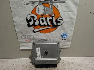 Gebruikte Computer Motormanagement Renault Clio IV (5R) 0.9 Energy TCE 90 12V Prijs € 40,00 Margeregeling aangeboden door Baris Schiedam