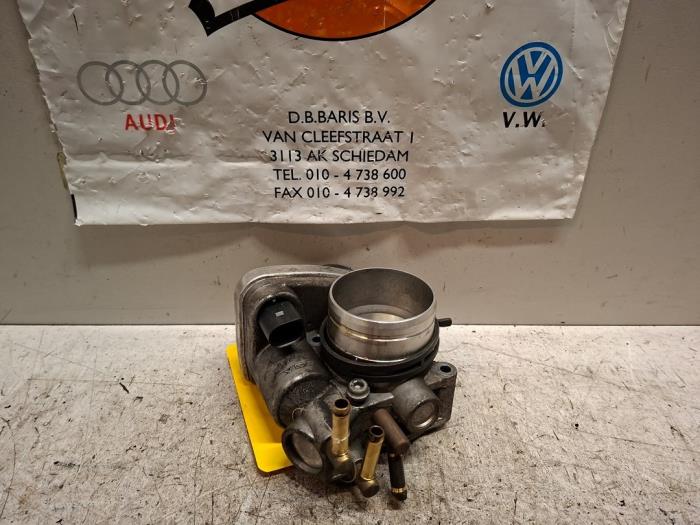 Gebrauchte Gasklephuis Audi A3 (8P1) 1.6 Preis € 20,00 Margenregelung angeboten von Baris Schiedam