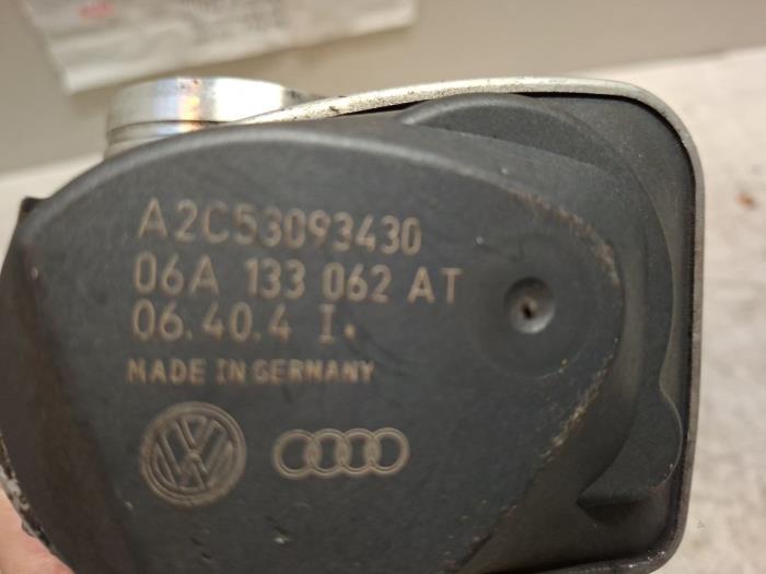 Gasklephuis van een Audi A3 (8P1) 1.6 2007