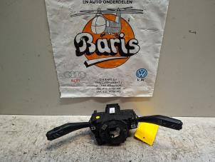 Gebruikte Licht + Raw Schakelaar Volkswagen Up! (121) 1.0 12V 75 Prijs € 30,00 Margeregeling aangeboden door Baris Schiedam