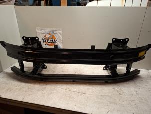 Gebruikte Bumperbalk voor MG MG4 Electric Comfort, Luxury 64 kWh Prijs € 350,00 Margeregeling aangeboden door Baris Schiedam