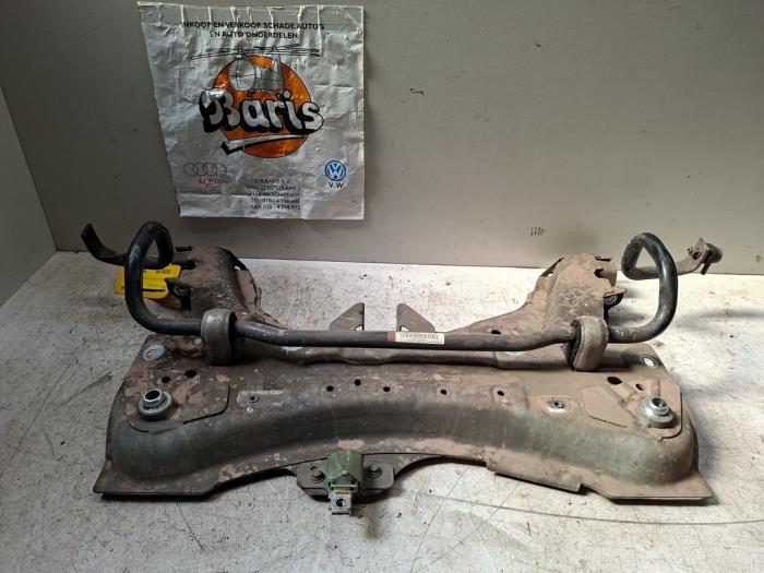 Gebruikte Subframe Renault Clio IV (5R) 0.9 Energy TCE 90 12V Prijs € 30,00 Margeregeling aangeboden door Baris Schiedam
