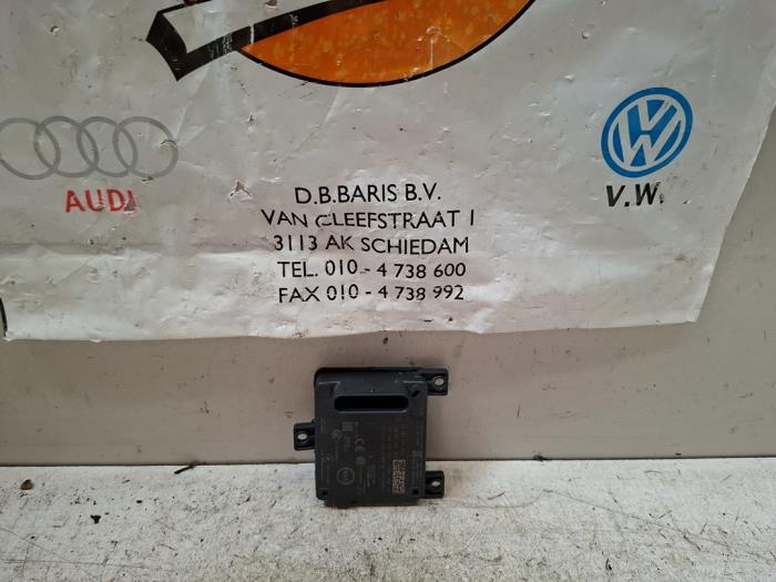 Gebruikte Radar sensor Volkswagen Caddy Cargo V (SBA/SBH) 2.0 TDI 102 Prijs € 175,00 Margeregeling aangeboden door Baris Schiedam