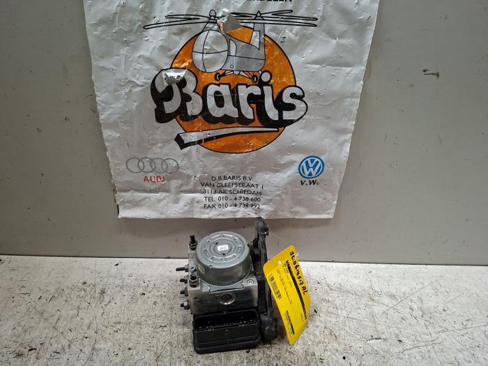 Gebruikte ABS Pomp Volkswagen Golf VII (AUA) 1.4 GTE 16V Prijs € 20,00 Margeregeling aangeboden door Baris Schiedam
