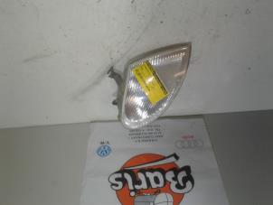 Gebruikte Knipperlichtglas rechts Volkswagen Sharan Prijs € 15,00 Margeregeling aangeboden door Baris Schiedam