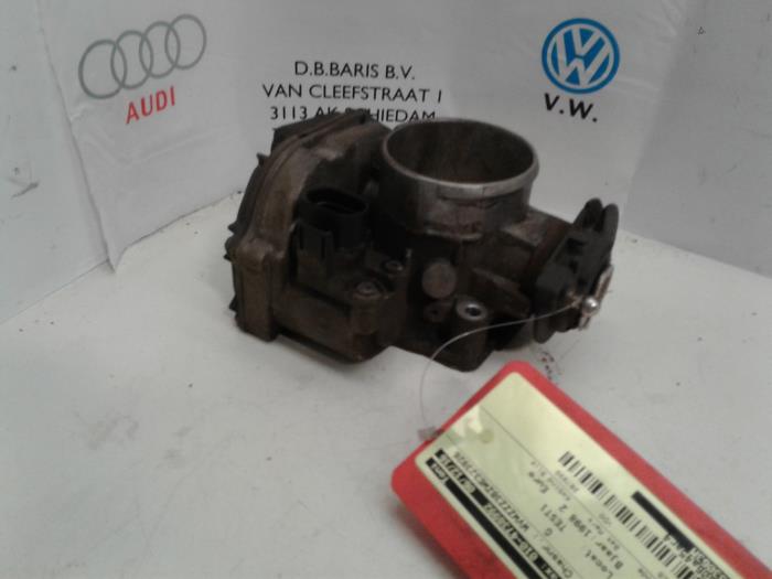 Gebruikte Gasklephuis Volkswagen Passat Variant (3B5) 1.8 T 20V Prijs € 35,00 Margeregeling aangeboden door Baris Schiedam