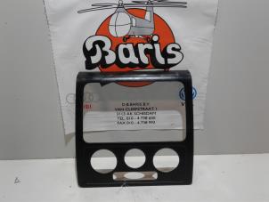 Gebruikte Dashboard deel Volkswagen Caddy III (2KA,2KH,2CA,2CH) 2.0 SDI Prijs € 10,00 Margeregeling aangeboden door Baris Schiedam