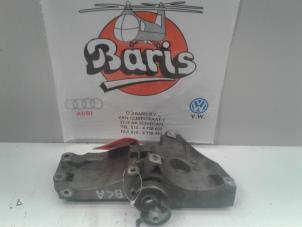 Gebruikte Dynamosteun onder Volkswagen Golf Prijs € 35,00 Margeregeling aangeboden door Baris Schiedam