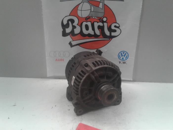 Gebruikte Dynamo Volkswagen Sharan (7M8/M9/M6) 1.9 TDI 110 Prijs € 40,00 Margeregeling aangeboden door Baris Schiedam