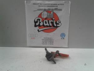 Gebruikte Fusee Kogel Seat Leon (1P1) 1.6 Prijs € 10,00 Margeregeling aangeboden door Baris Schiedam