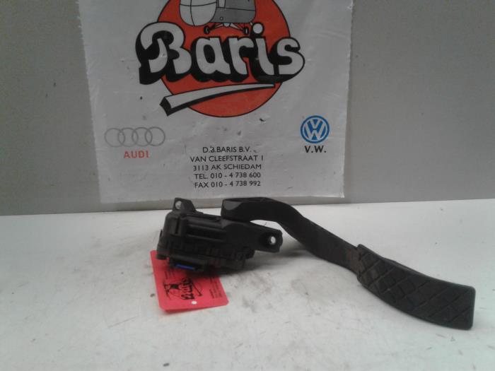 Gebruikte Gaspedaalpositie Sensor Audi A4 Avant (B6) 1.9 TDI PDE 130 Prijs € 20,00 Margeregeling aangeboden door Baris Schiedam