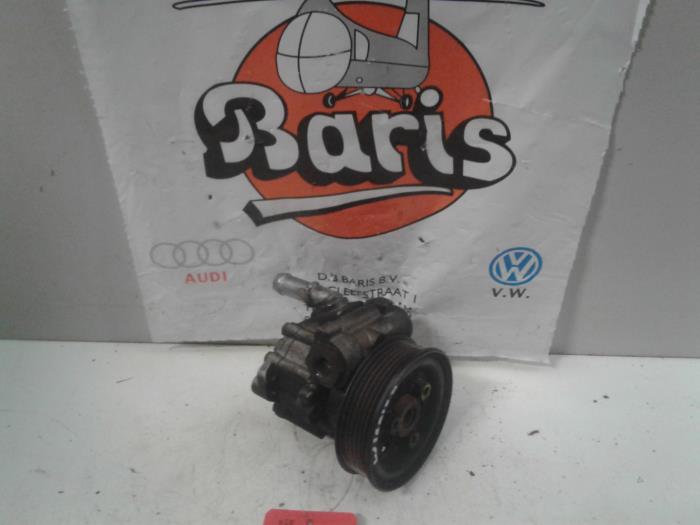 Gebruikte Servopomp Volkswagen Lupo (6X1) 1.0 MPi 50 Prijs € 40,00 Margeregeling aangeboden door Baris Schiedam