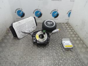 Gebruikte Module + Airbag Set BMW Mini One Prijs op aanvraag aangeboden door Rhenoy Onderdelen b.v.