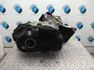 Gebruikte Automaatbak Mini Countryman (F60) 1.5 TwinPower Turbo 12V Cooper SE ALL4 Prijs op aanvraag aangeboden door Rhenoy Onderdelen b.v.